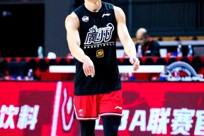 友博体育娱乐 -今夜里昂备战CBA常规赛，回应争议细节曝光，球迷炸锅，数据趋势出现新变化 