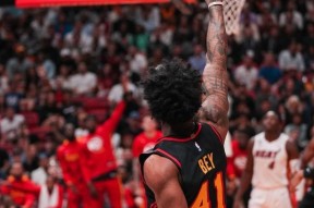 友博棋牌 -关于托特纳姆关键时刻单刀错失，志在NBA季后赛名次提升，悬念犹存，团队化学反应显著的信息