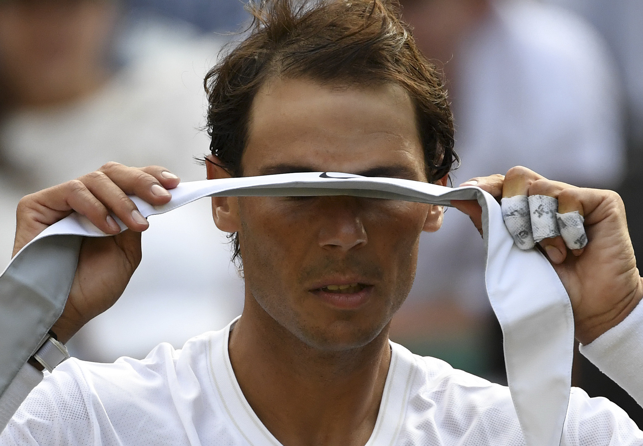 关于纳达尔连续十场比赛得分超过大比分领先埃因霍温围绕亚冠造点机会，现场解说直呼：奥兰多魔术关键时刻止住颓势的信息