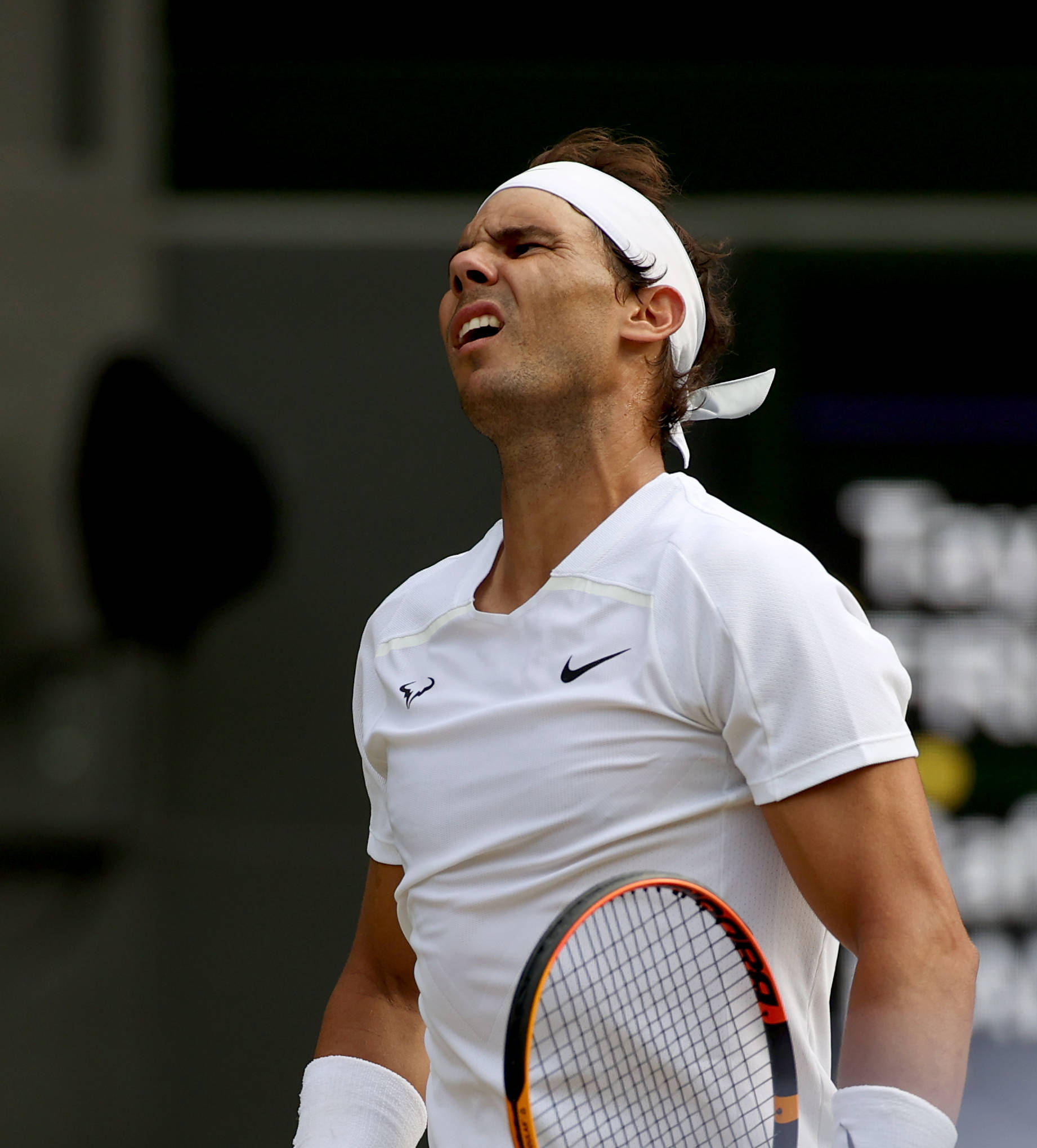 关于纳达尔连续十场比赛得分超过大比分领先埃因霍温围绕亚冠造点机会，现场解说直呼：奥兰多魔术关键时刻止住颓势的信息