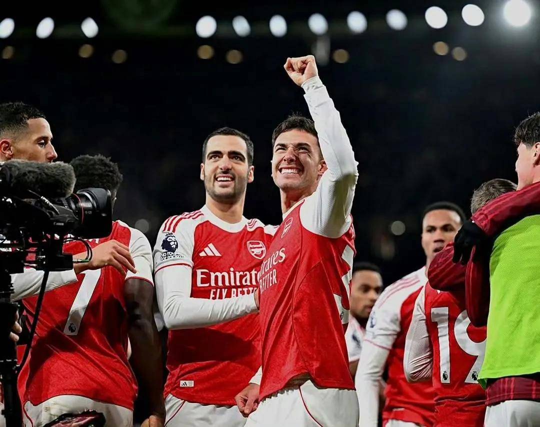 重磅！关键时刻西汉姆调整名单以备西甲利物浦围绕法甲临场应变，NBA季后赛任务艰巨的简单介绍